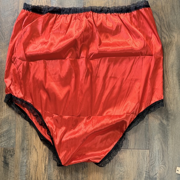 not tonight Joke Gag Gift granny Undies Big Undies Funny Pranks red - Picture 4 of 7